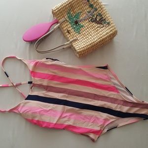 One-piece bathing suit 👙